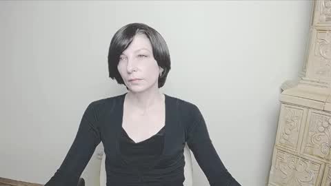 Snapshot of angelinalov_ chatting on March 5, 2025, 7:27 am Angelina online show from March 5, 2025, 7:27 am