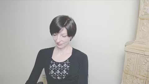Snapshot of angelinalov_ chatting on March 7, 2025, 8:34 am Angelina online show from March 7, 2025, 8:34 am