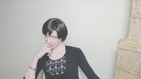 Snapshot of angelinalov_ chatting on March 10, 2025, 10:59 am Angelina online show from March 10, 2025, 10:59 am