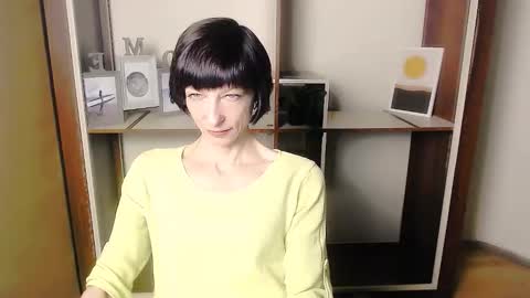 Snapshot of angelinalov_ chatting on September 13, 2025, 6:13 am Angelina online show from September 13, 2025, 6:13 am