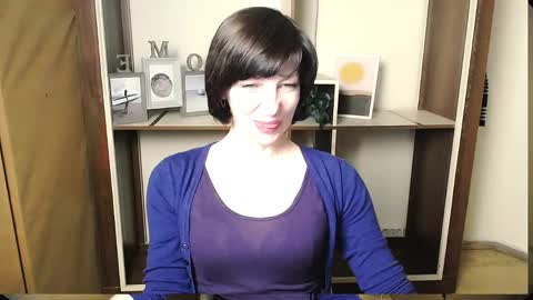 Angelina online show from June 1, 2026, 7:43 am