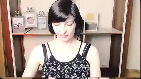 Angelina online show from June 27, 2026, 9:25 am