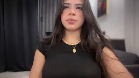 Snapshot of angelinav7 chatting on June 28, 2026, 1:22 am Angelina Weiss online show from June 28, 2026, 1:22 am