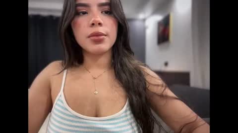 Snapshot of angelinav7 chatting on July 14, 2026, 5:23 am Angelina Weiss online show from July 14, 2026, 5:23 am