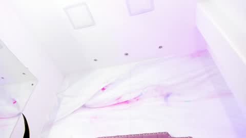 Angeline online show from January 10, 2025, 10:46 pm