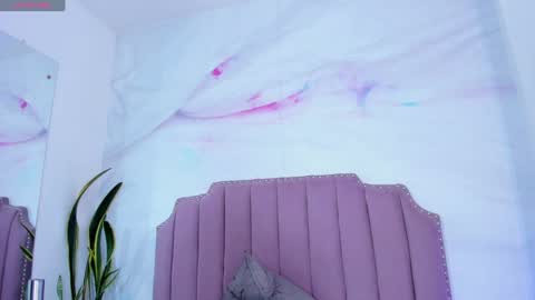 Angeline online show from January 21, 2025, 11:24 pm