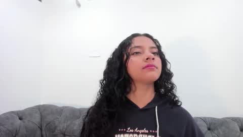 A F R O D I T A online show from November 21, 2025, 10:25 am