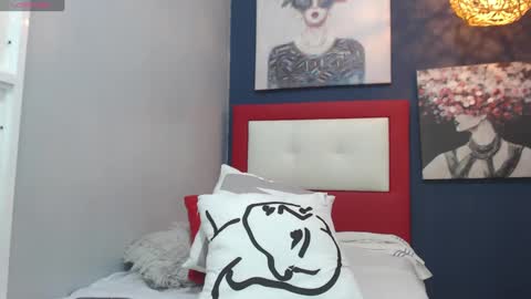 Snapshot of angelitawild_ chatting on January 30, 2025, 1:11 am angel online show from January 30, 2025, 1:11 am