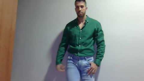 angell102890 online show from November 1, 2025, 9:50 pm