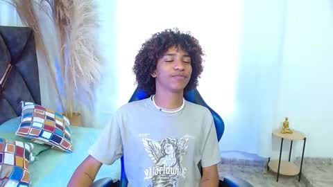 Angel online show from December 13, 2025, 8:58 pm