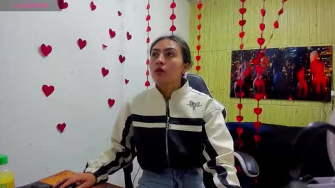 Snapshot of angell_cooper8 chatting on February 23, 2026, 12:35 pm Angell cooper8 online show from February 23, 2026, 12:35 pm