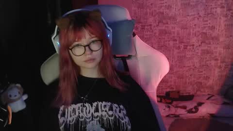 Anora online show from December 18, 2025, 5:19 pm