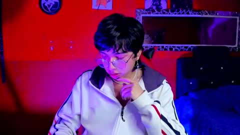 Snapshot of angellonfire chatting on February 11, 2025, 8:26 am Angel  online show from February 11, 2025, 8:26 am