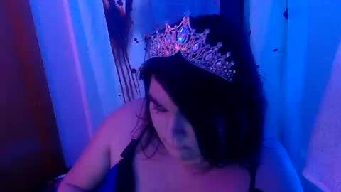 angellove417316 online show from December 6, 2024, 12:38 pm