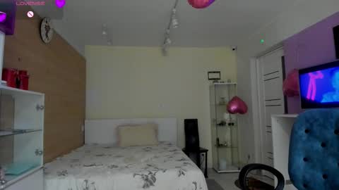 Angelli online show from March 29, 2026, 3:34 pm