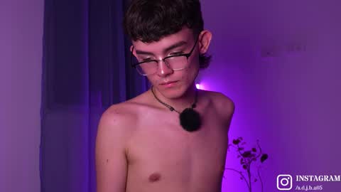 Angelo I work from home this is my room  online show from February 7, 2026, 3:21 am