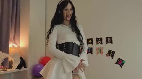 Megan online show from February 9, 2026, 4:33 pm