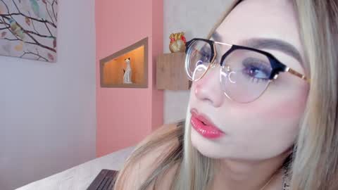 Snapshot of angelrose2323 chatting on January 27, 2025, 12:12 am angelrose2323 online show from January 27, 2025, 12:12 am