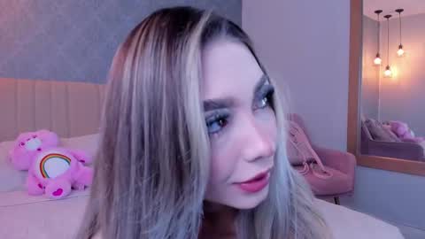 Snapshot of angelrose2323 chatting on February 28, 2025, 6:43 am angelrose2323 online show from February 28, 2025, 6:43 am