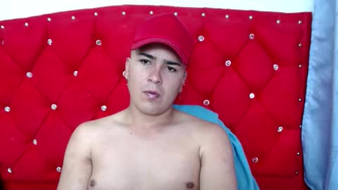 angels_0001 online show from December 9, 2024, 6:23 am