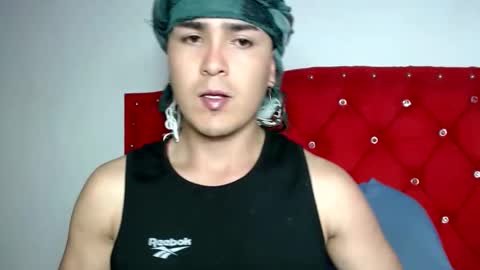 angels_0001 online show from December 13, 2024, 9:20 pm