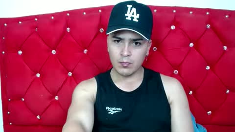 angels_0001 online show from December 14, 2024, 5:40 am