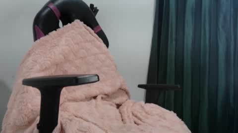 ivanna online show from October 19, 2025, 2:34 am