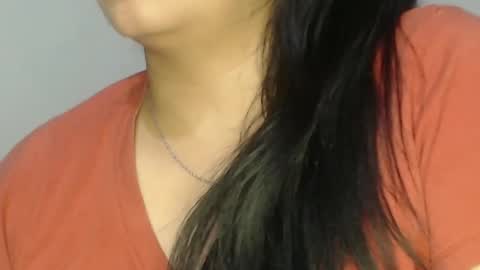 rebeca online show from February 2, 2025, 11:32 pm