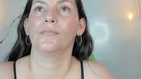 ANGIE online show from February 15, 2025, 2:22 pm