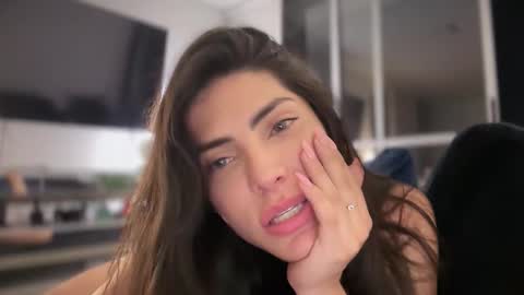 Angel Turned   online show from October 10, 2025, 9:08 am