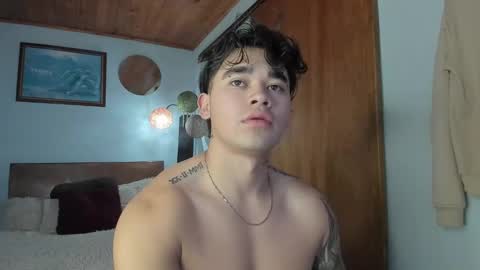 Snapshot of angelx_fox chatting on March 2, 2025, 8:07 pm Angel Fox online show from March 2, 2025, 8:07 pm