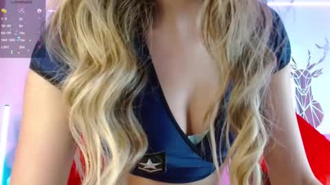 Angely  online show from February 11, 2026, 8:25 pm