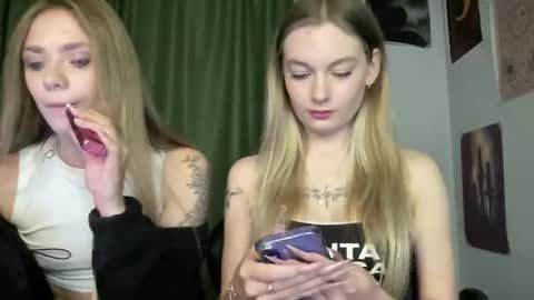 Snapshot of angie_natasha_054 chatting on November 26, 2025, 1:56 pm Natasha Angine online show from November 26, 2025, 1:56 pm