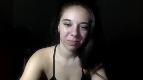 Angel Cute online show from May 18, 2026, 9:09 pm