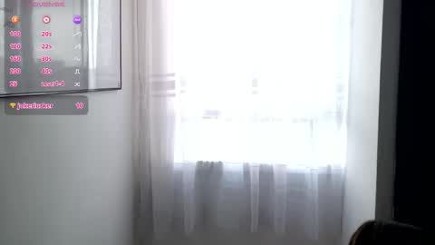 Snapshot of ania_mml chatting on October 7, 2025, 8:17 pm Ania online show from October 7, 2025, 8:17 pm