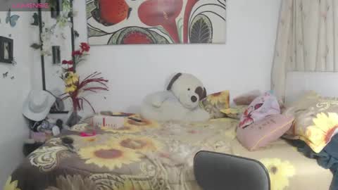 Snapshot of anii_mantilla chatting on June 7, 2026, 12:48 am Anii Mantilla online show from June 7, 2026, 12:48 am