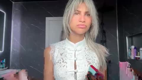 anisha online show from April 1, 2026, 10:38 am