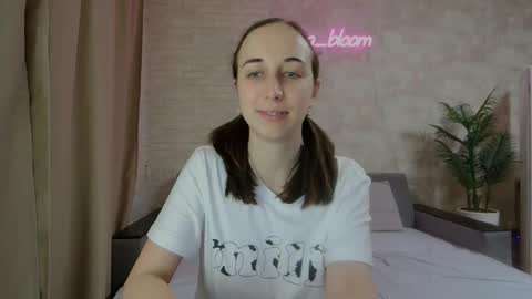 Snapshot of anikabloom chatting on January 21, 2025, 11:02 pm anikabloom online show from January 21, 2025, 11:02 pm