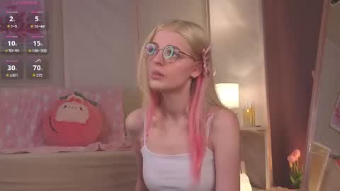 Monica online show from July 14, 2026, 3:22 am