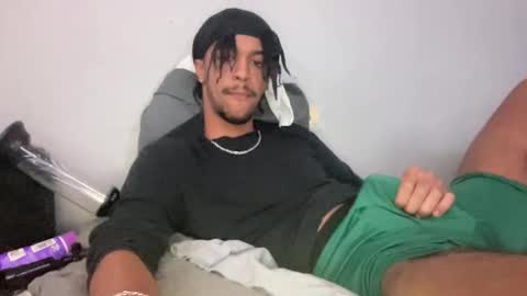 Animeboygirls online show from December 17, 2025, 4:07 am