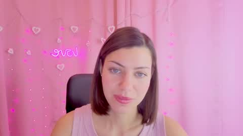 Anni online show from February 16, 2026, 4:14 pm