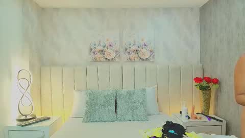 Dania Lpez online show from September 17, 2025, 12:18 pm