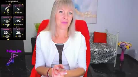 Snapshot of anita_tayson chatting on October 27, 2025, 7:01 am Anita online show from October 27, 2025, 7:01 am