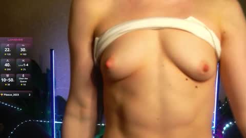 Snapshot of anita_von chatting on October 9, 2025, 4:43 am anita_von online show from October 9, 2025, 4:43 am