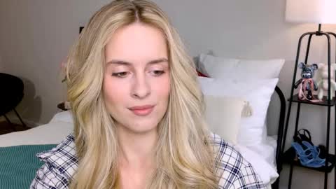 Anita online show from September 26, 2025, 2:10 pm