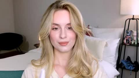 Anita online show from November 4, 2025, 2:27 pm