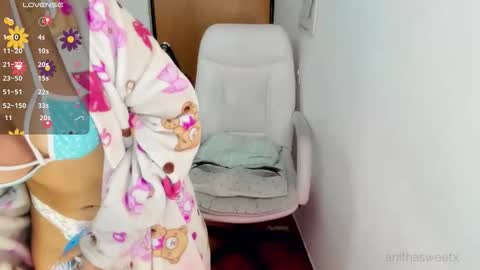 anita sweet online show from September 12, 2025, 10:59 am