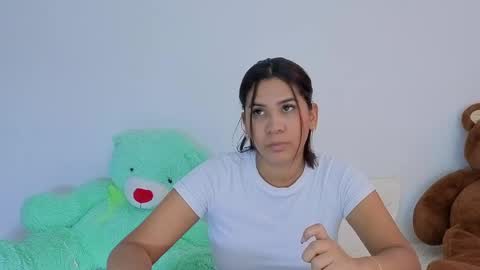 anittafoxx online show from May 26, 2026, 7:54 pm
