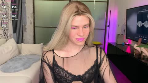 anjalin_sososok online show from April 3, 2026, 4:32 am