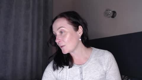 anjutka08 online show from March 4, 2026, 5:41 pm